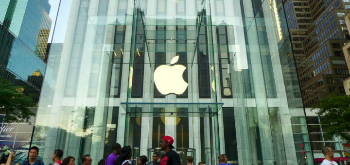 Apple Store, New York City - June 2013